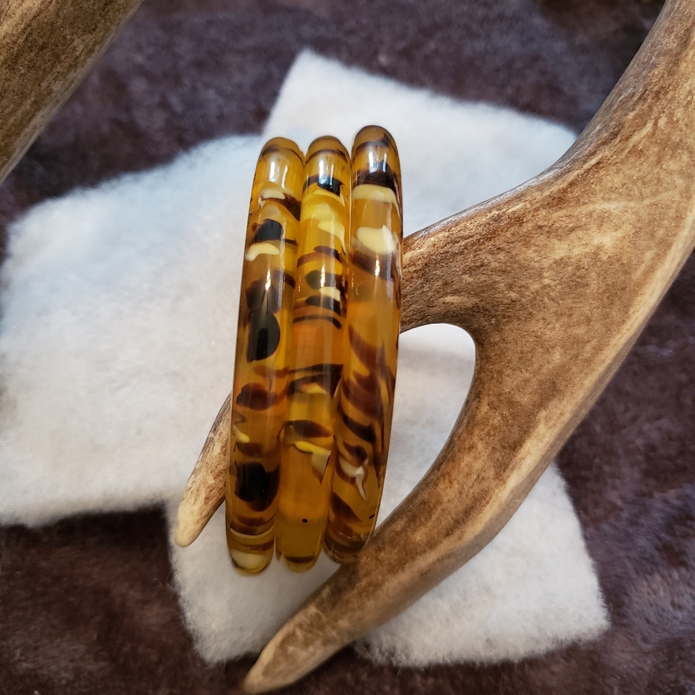 Bangle bracelets - Picture 2 of 8